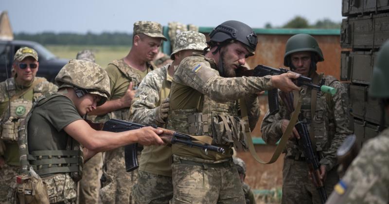 Запрошення на мобілізацію надсилають безробітним в Україні: як відбувається цей процес.