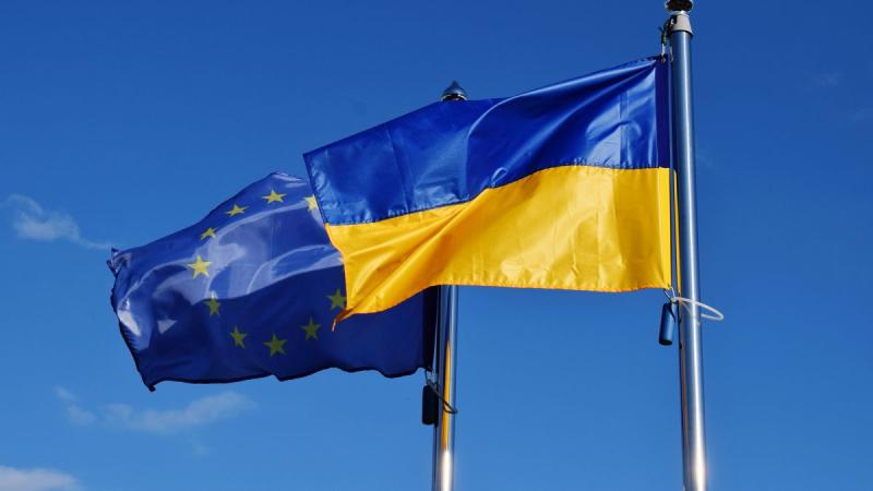 Єврокомісія роз'яснила механізм отримання кредиту для України в розмірі $50 мільярдів -- Finance.ua